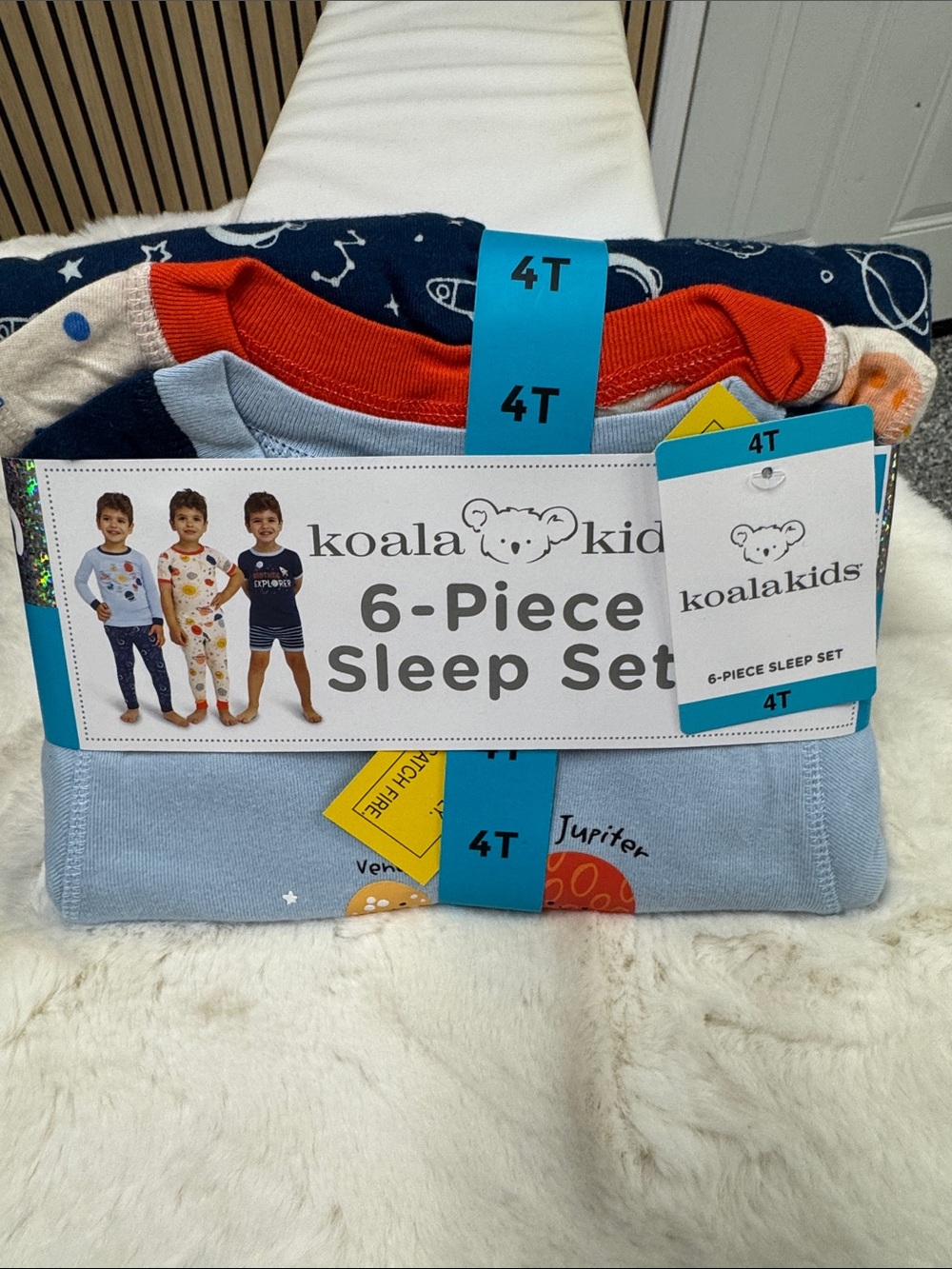 Koala Kids 6-Piece Sleep Set - Light Blue, Navy, Red, White